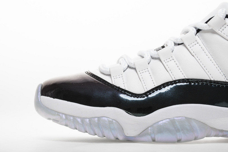 air jordan 11 low "emerald" 528895-145