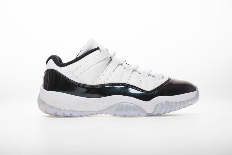 air jordan 11 low "emerald" 528895-145
