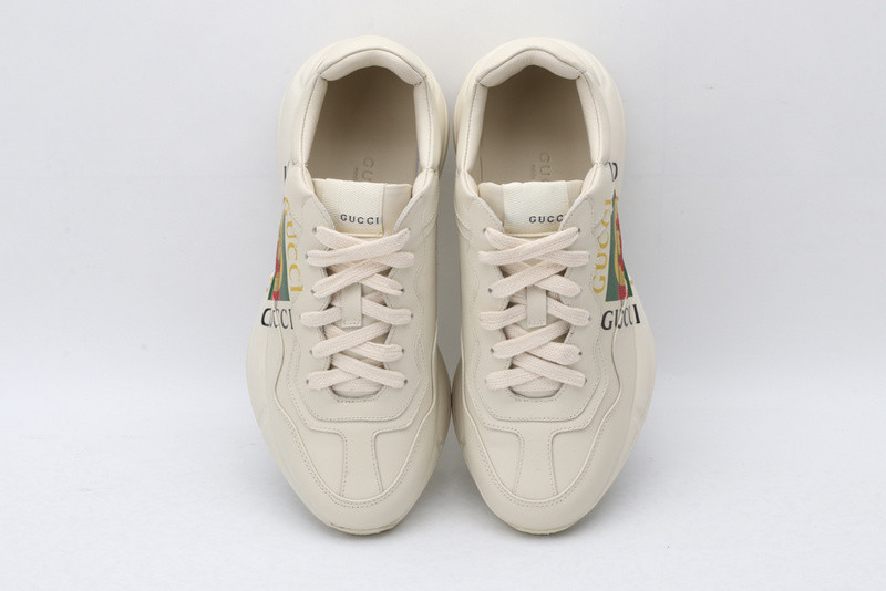G*u*i ace embroidered low-top sneaker white with print