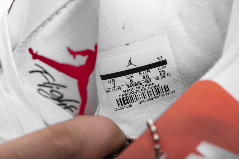 nike air jordan 4 white cement 840606-192