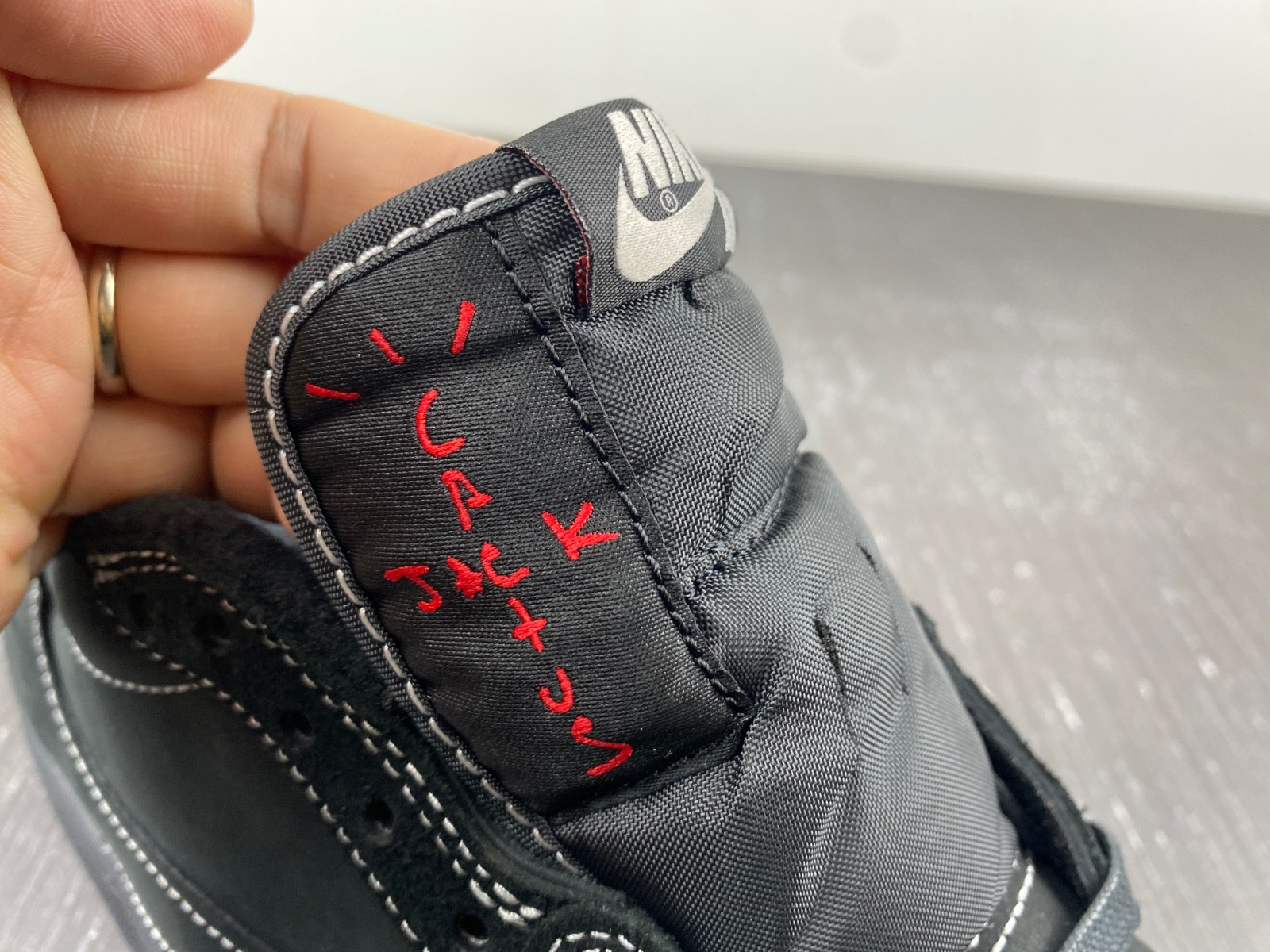 ravis scott x air jordan 1 low “black phanT0m” dm7866-001