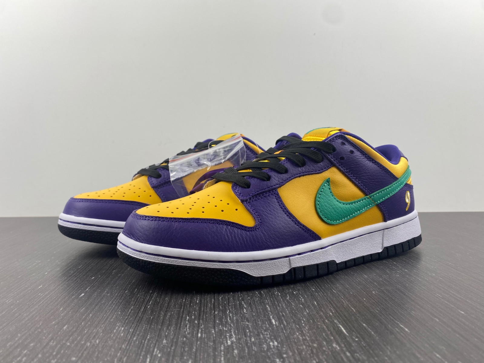 nike dunk low lx lisa leslie (w) - do9581-500