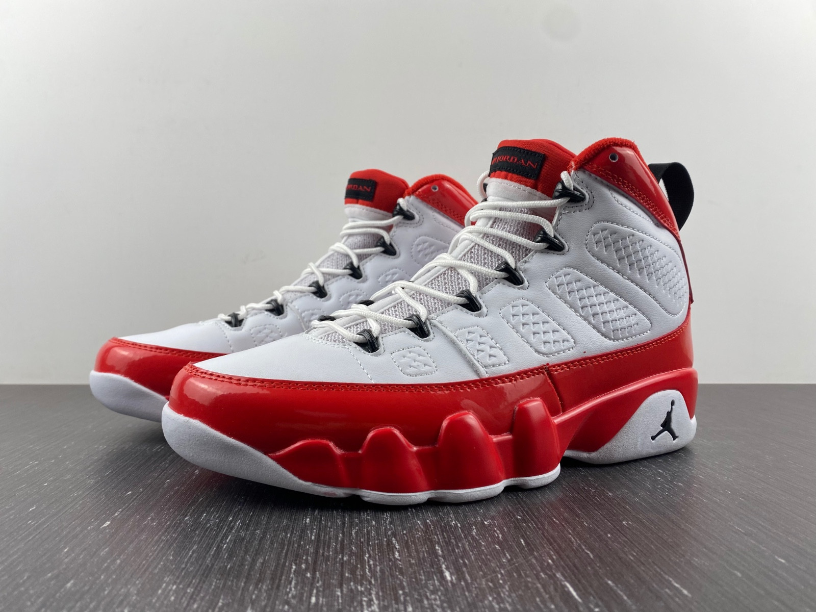 air jordan 9 white gym red red black 302370-160l