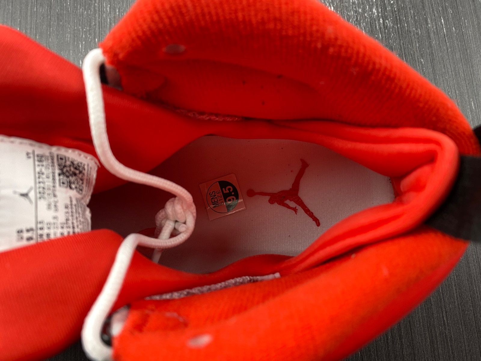 air jordan 9 white gym red red black 302370-160l