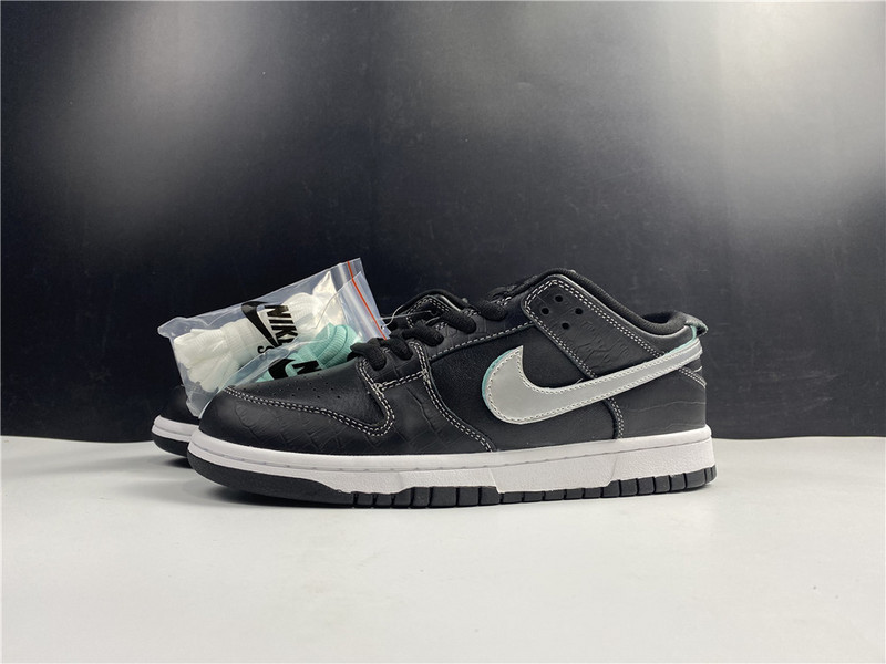 nike sb dunk low di*m*nd S*pply co black di*m*nd bv1310-001