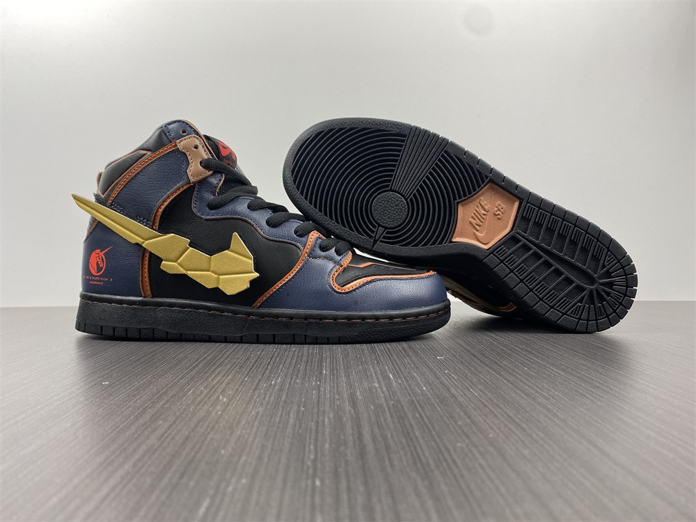 gundam x nike sb dunk high "banshee" dh7717-400