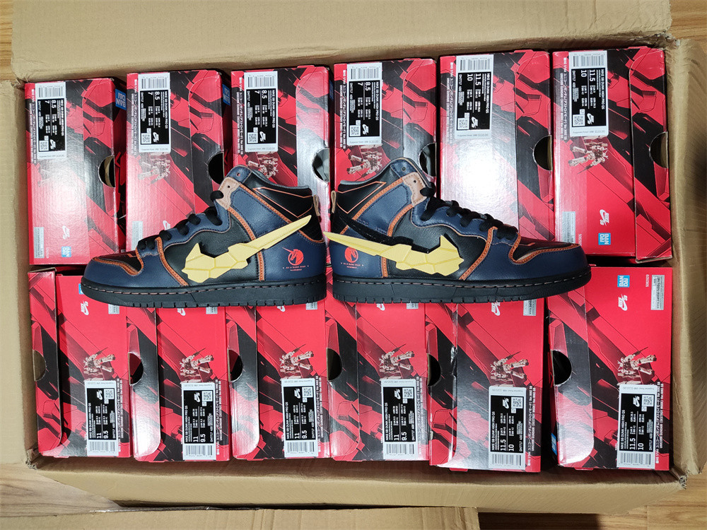 gundam x nike sb dunk high "banshee" dh7717-400
