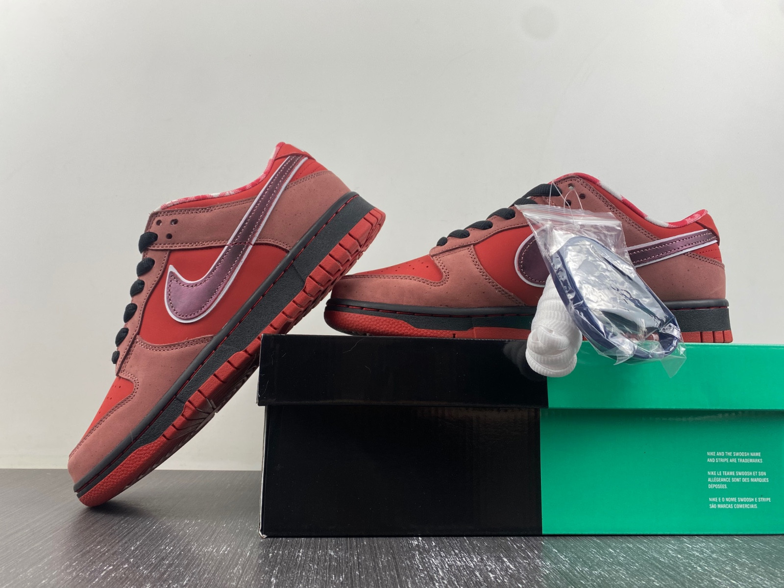 nike sb dunk low concepts red lobster 313170-661