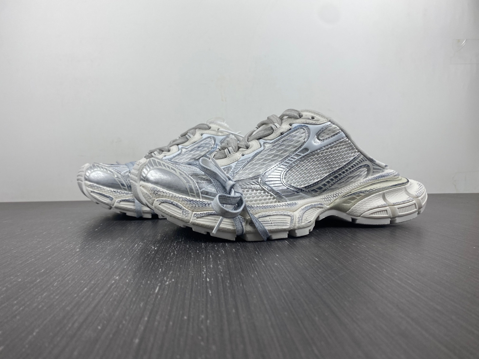 Ba*len*cia*ga men''s 3xl mule sneaker