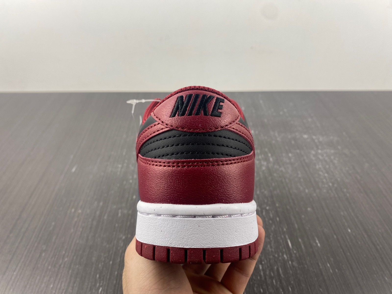 nike dunk low next nature dark red black dn1431-002