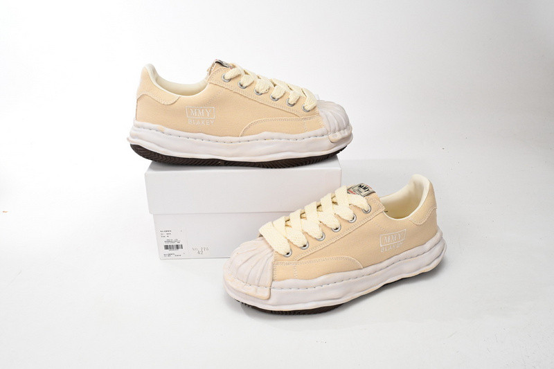 mmy sneaker 0030