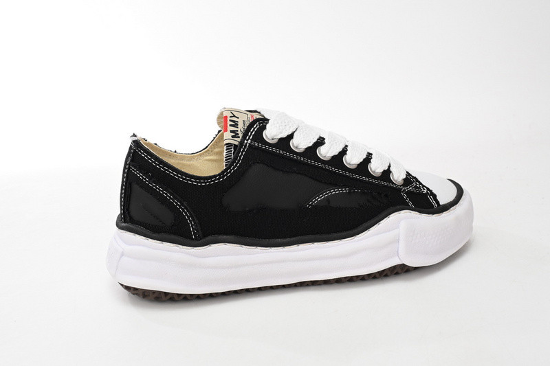 mmy sneaker 0035