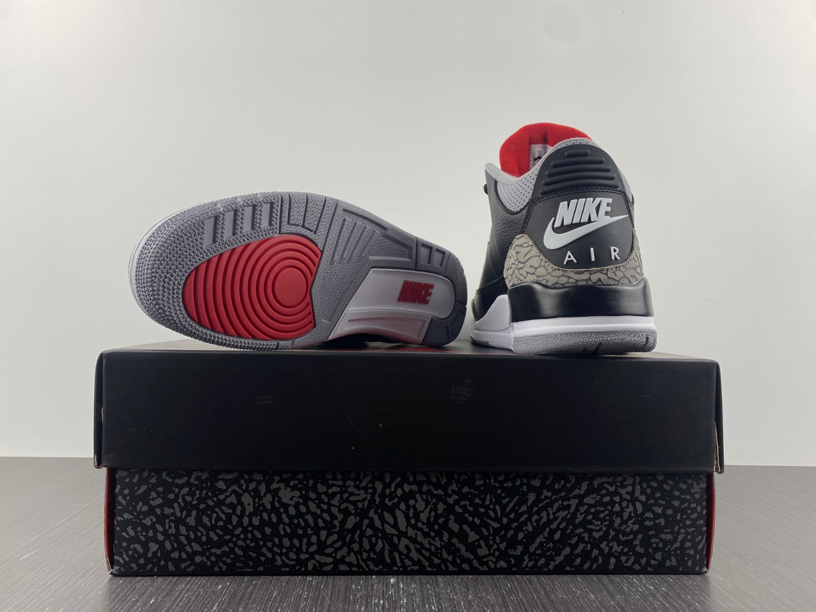 jordan 3 retro black cement (2018) 854262-001