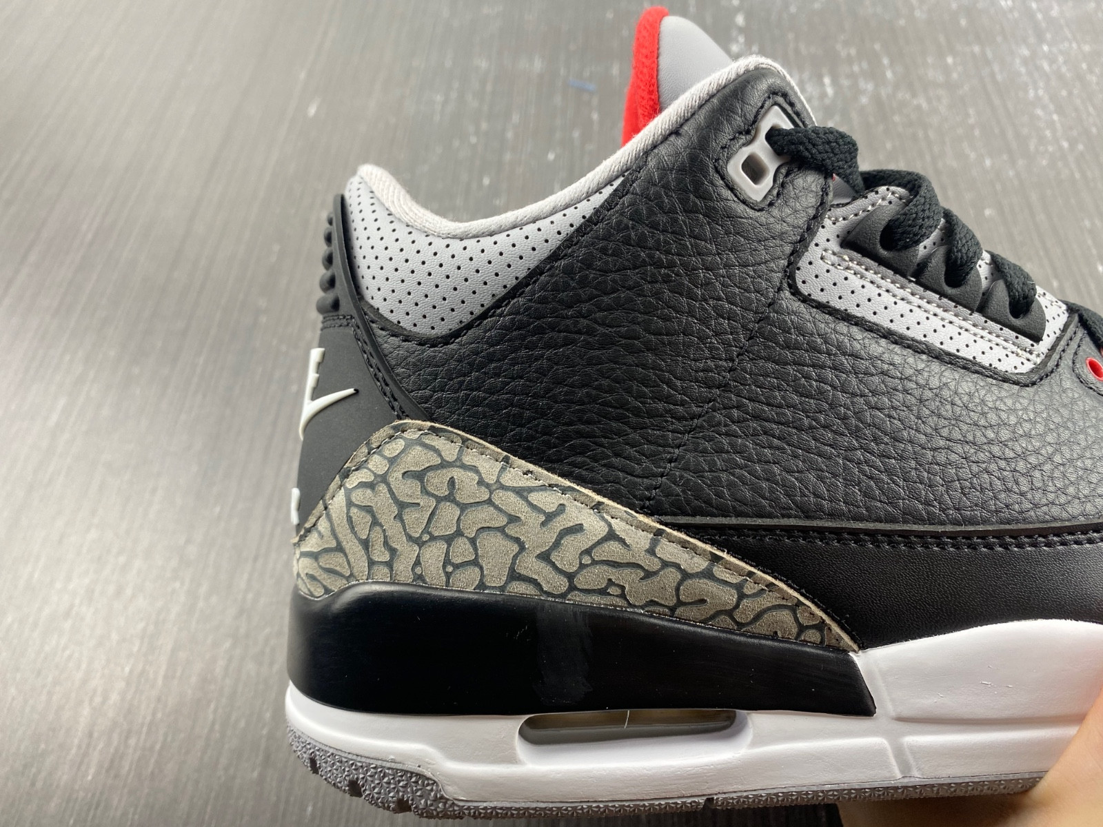 jordan 3 retro black cement (2018) 854262-001