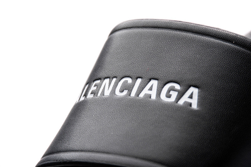 Ba*len*cia*ga slippers all black 506347- wal00 -9061