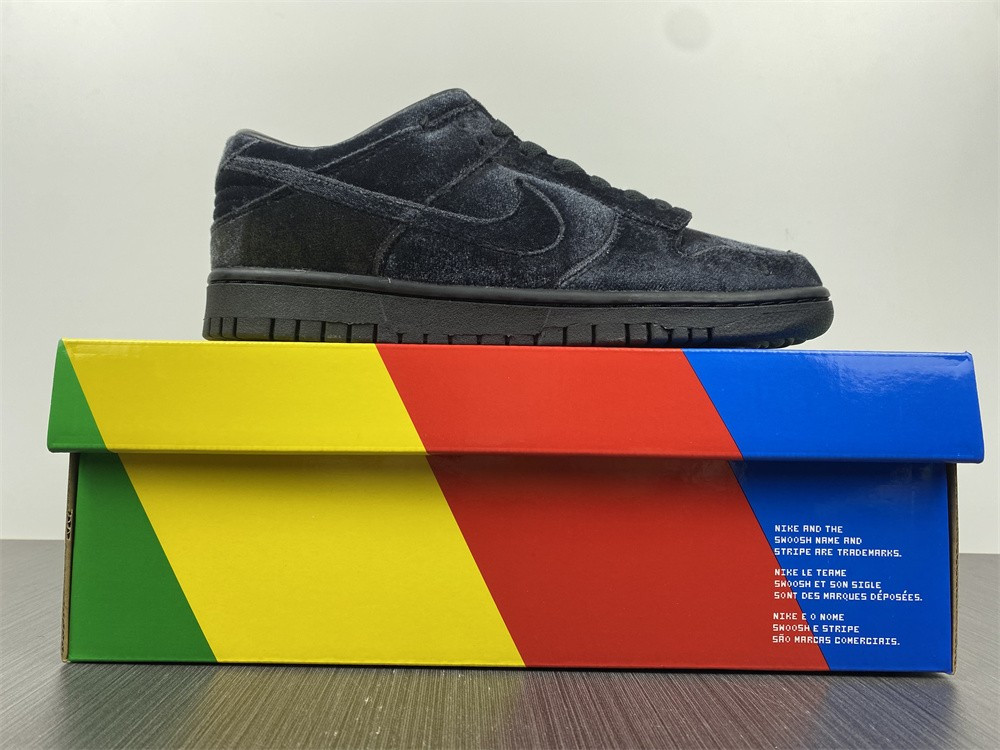 dover street market nike dunk low dh2686-100