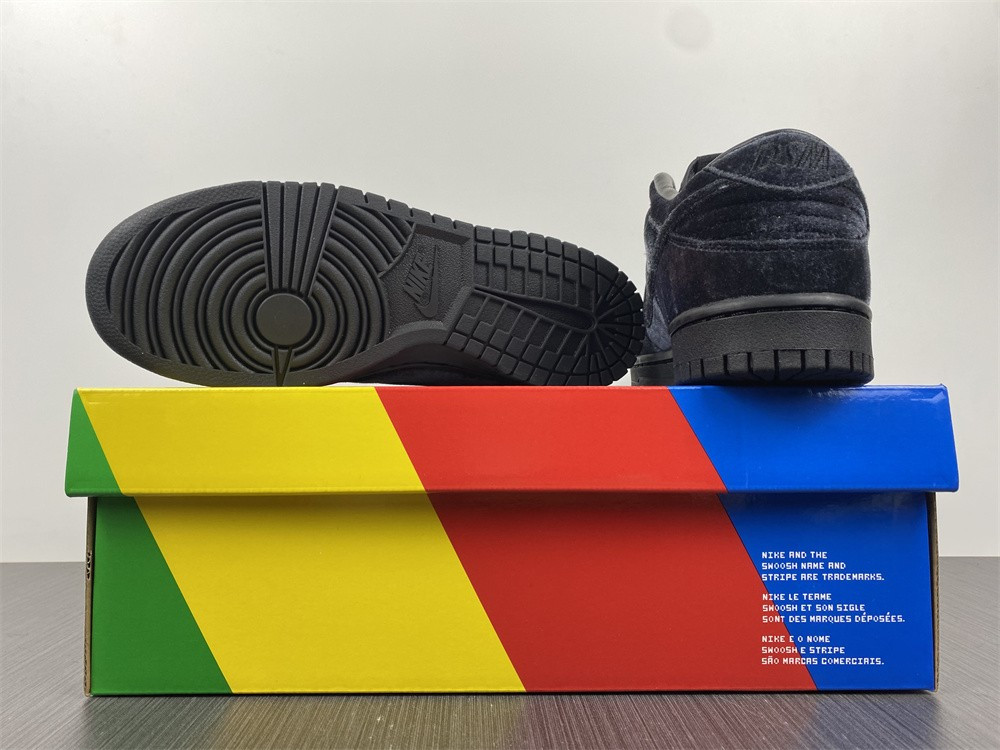 dover street market nike dunk low dh2686-100