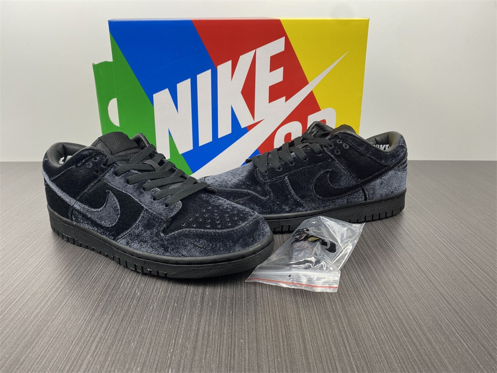dover street market nike dunk low dh2686-100