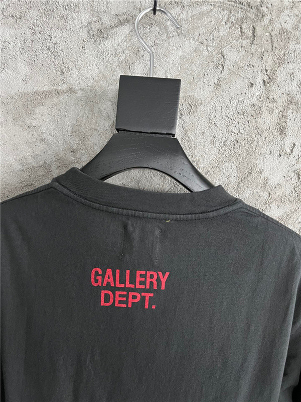 gallery t shirt