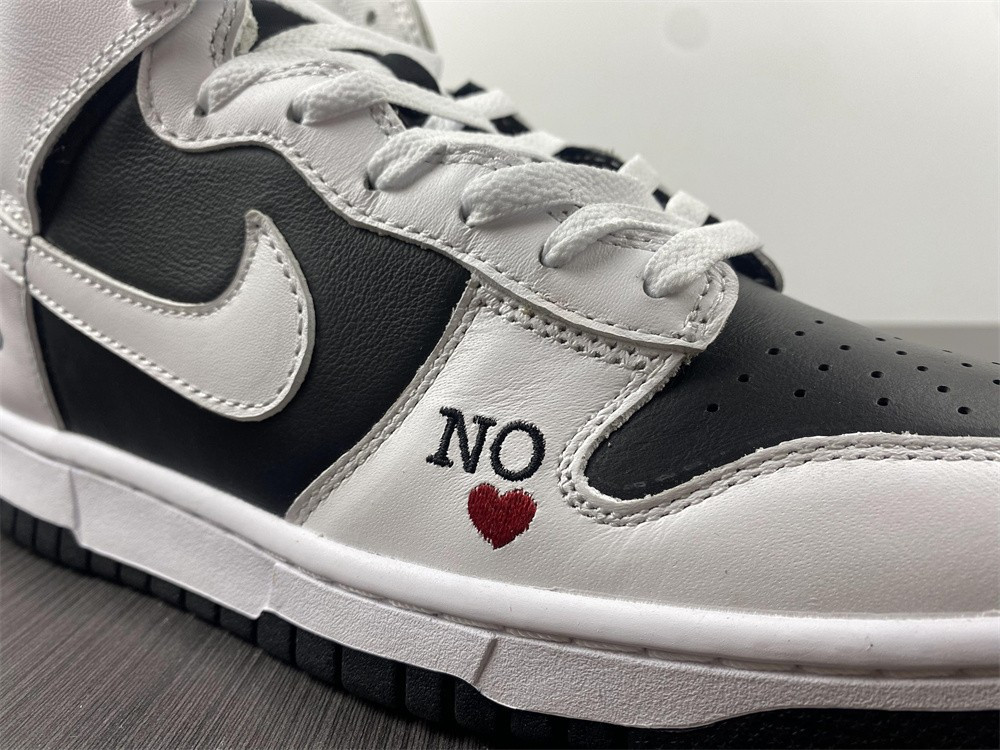 nike sb dunk high S*p*e by any means black dn3741-002