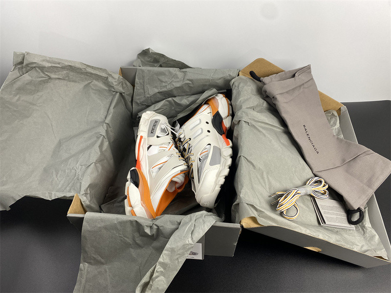 Ba*len*cia*ga trainers track 3.0