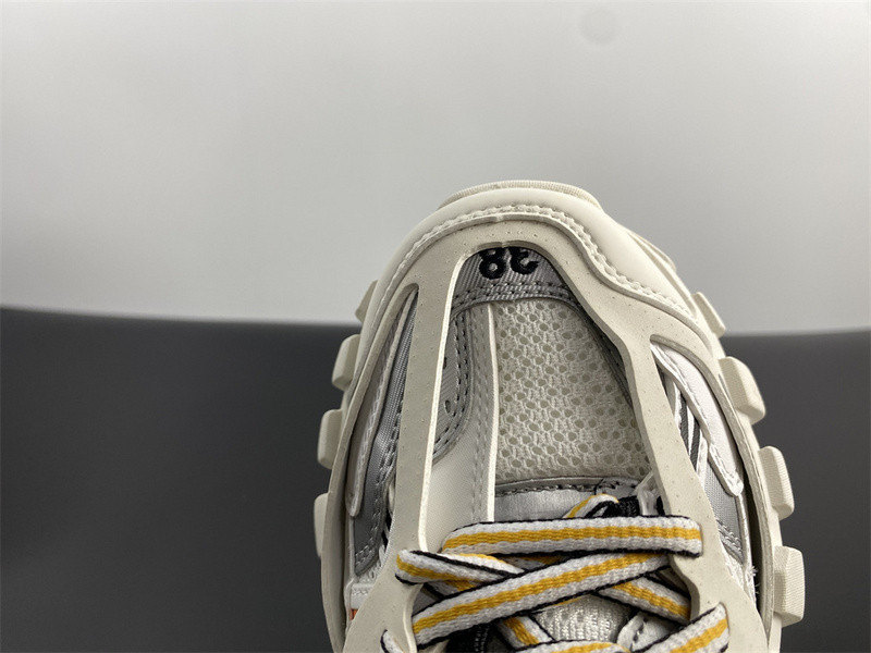 Ba*len*cia*ga trainers track 3.0