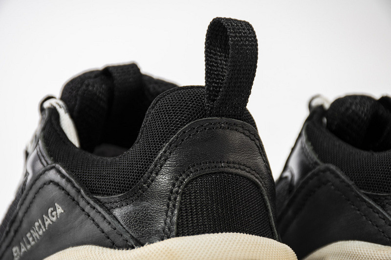 Ba*len*cia*ga triple s 533882w09011000