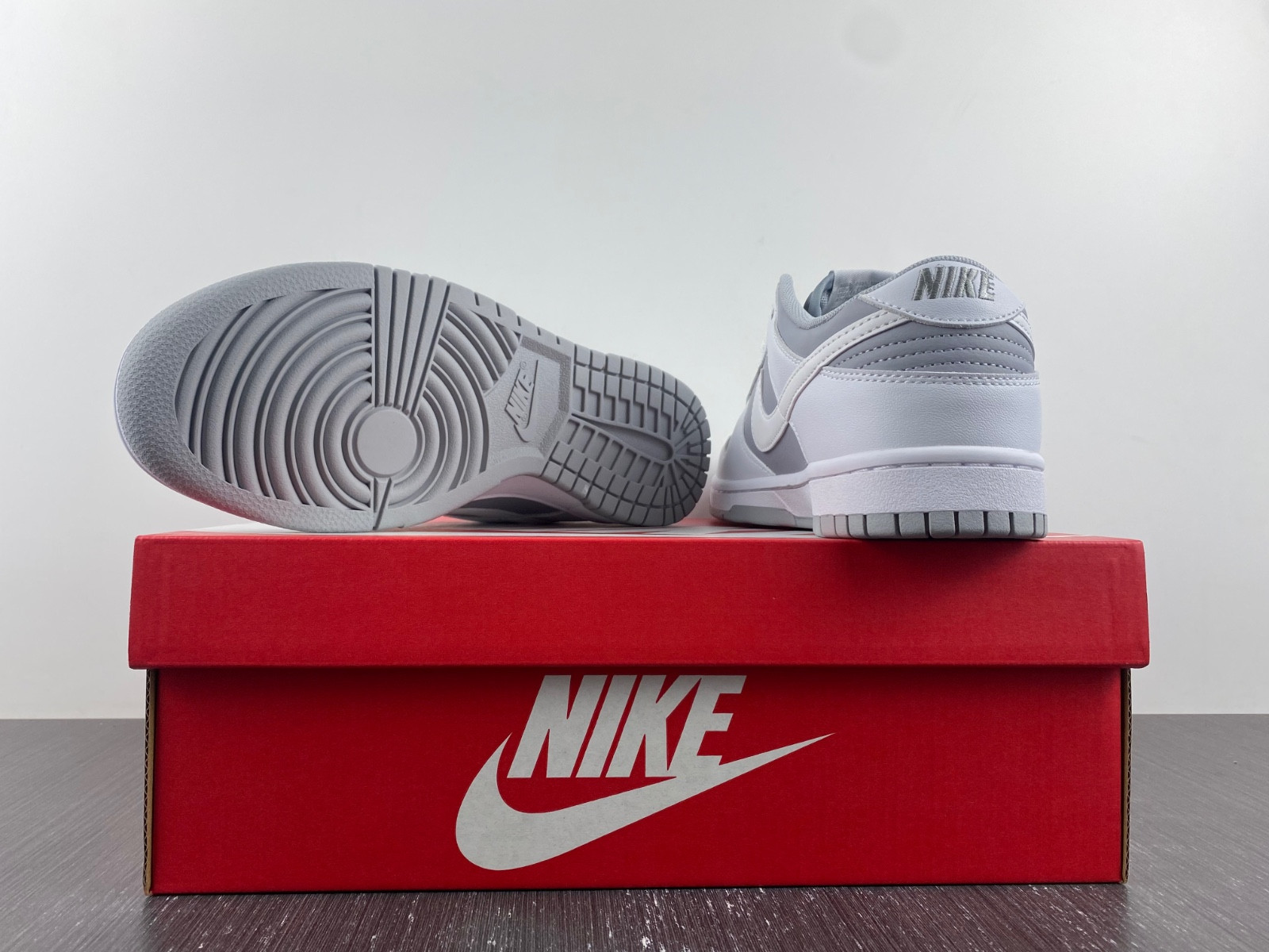 nike dunk low grey white dj6188-003