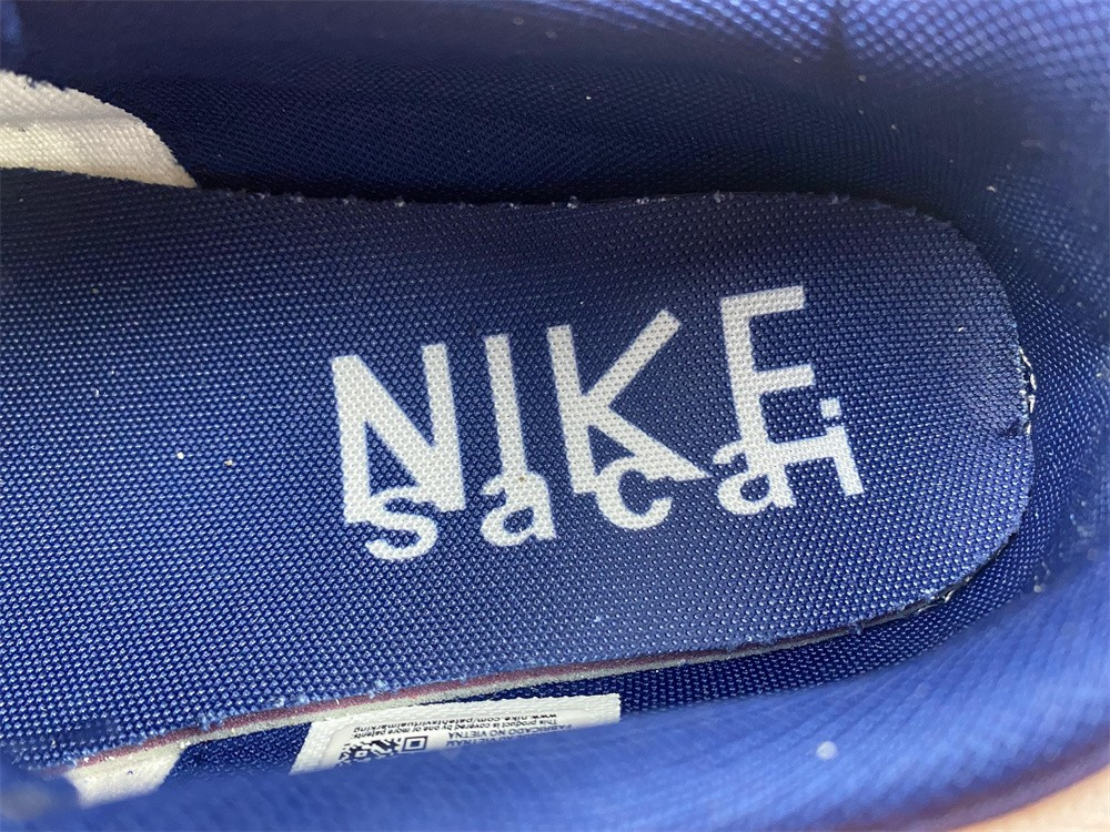 nike zoom cortez sp sacai white university red blue dq0581-100