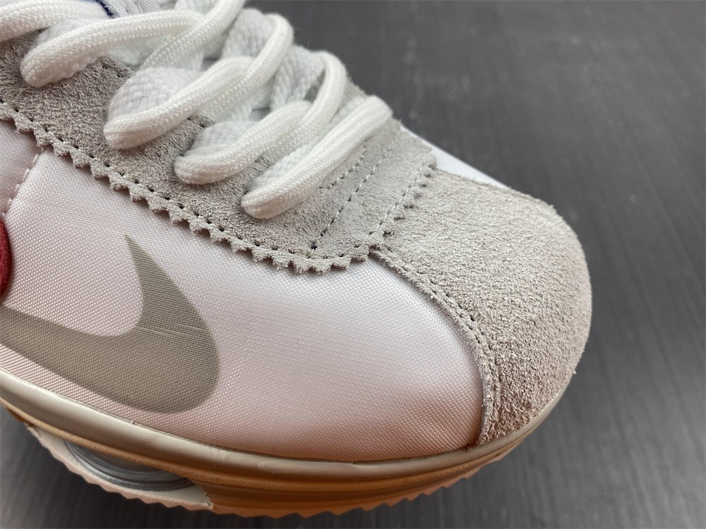 nike zoom cortez sp sacai white university red blue dq0581-100