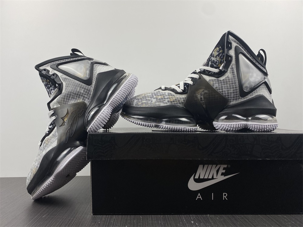 nike lebron 19 leopard dc9340-100