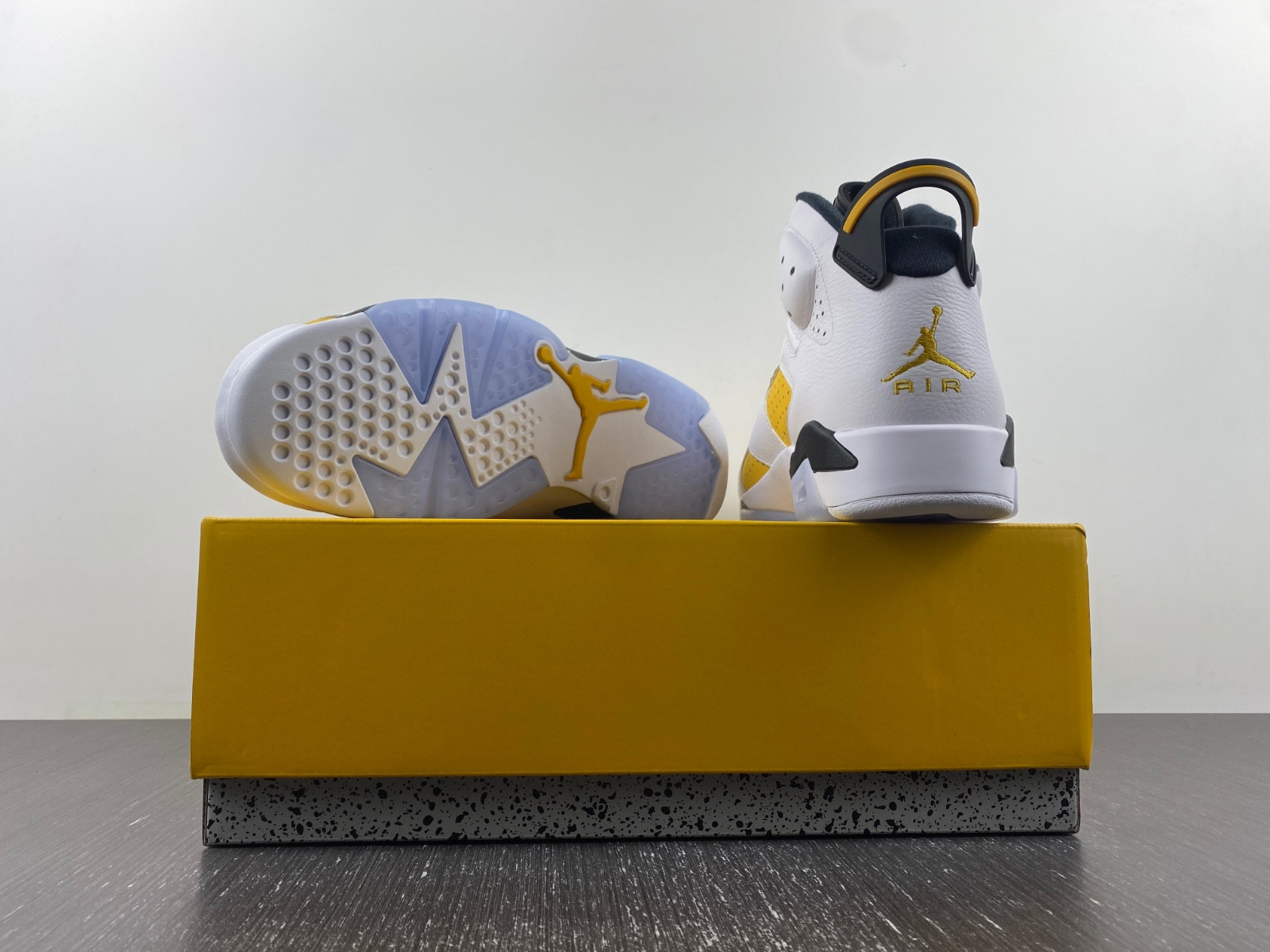 air jordan 6 yellow ochre ct8529-170