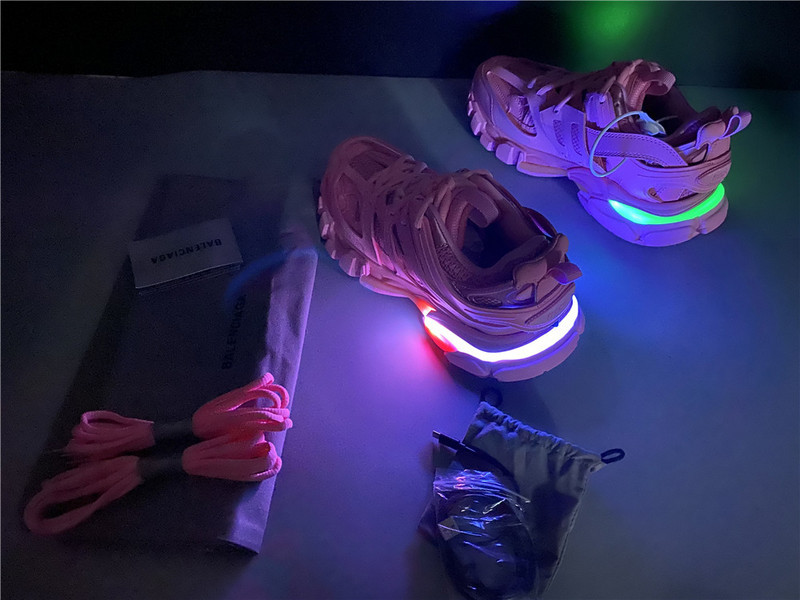 Ba*len*cia*ga track sneaker with lde