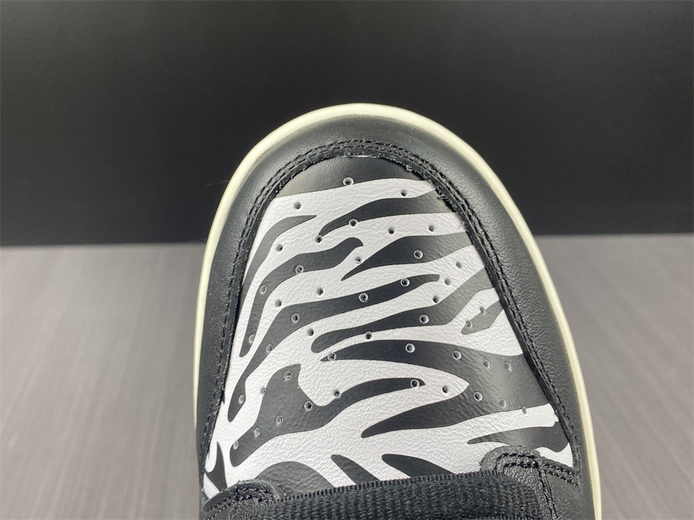 quartersnacks x nk sb dunk " zebra" dm3510-001