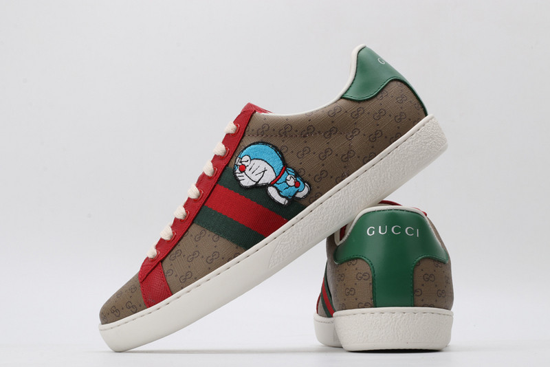 G*u*i sneaker