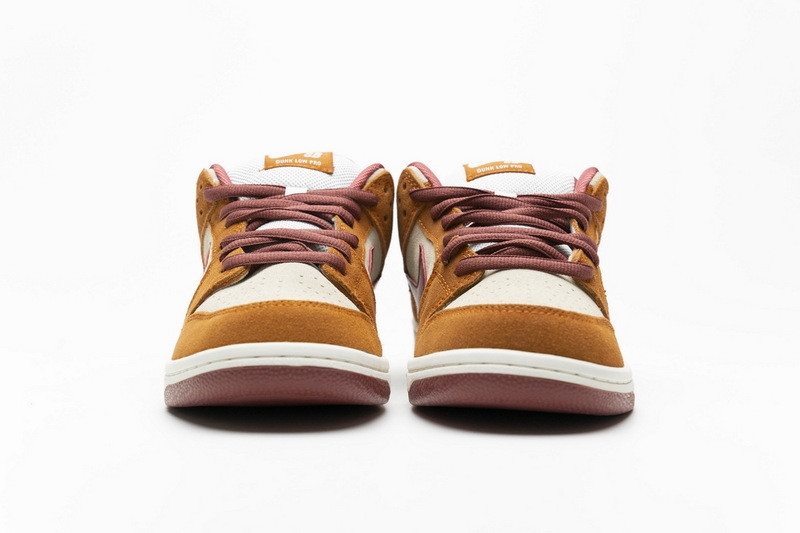 nike sb dunk low pro dark russet cedar bq6817-202