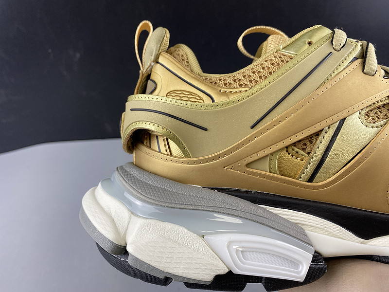 Ba*len*cia*ga track sneaker