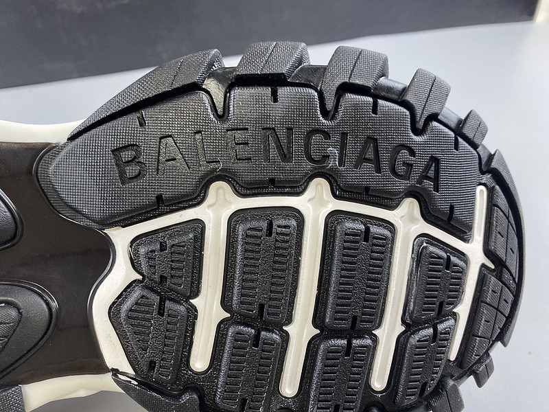 Ba*len*cia*ga track sneaker