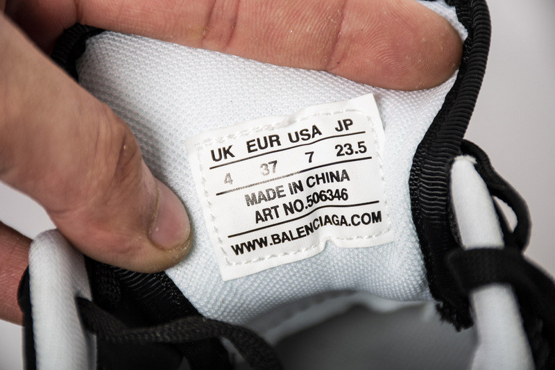 Ba*len*cia*ga triple s 2.0 506346w09s24602