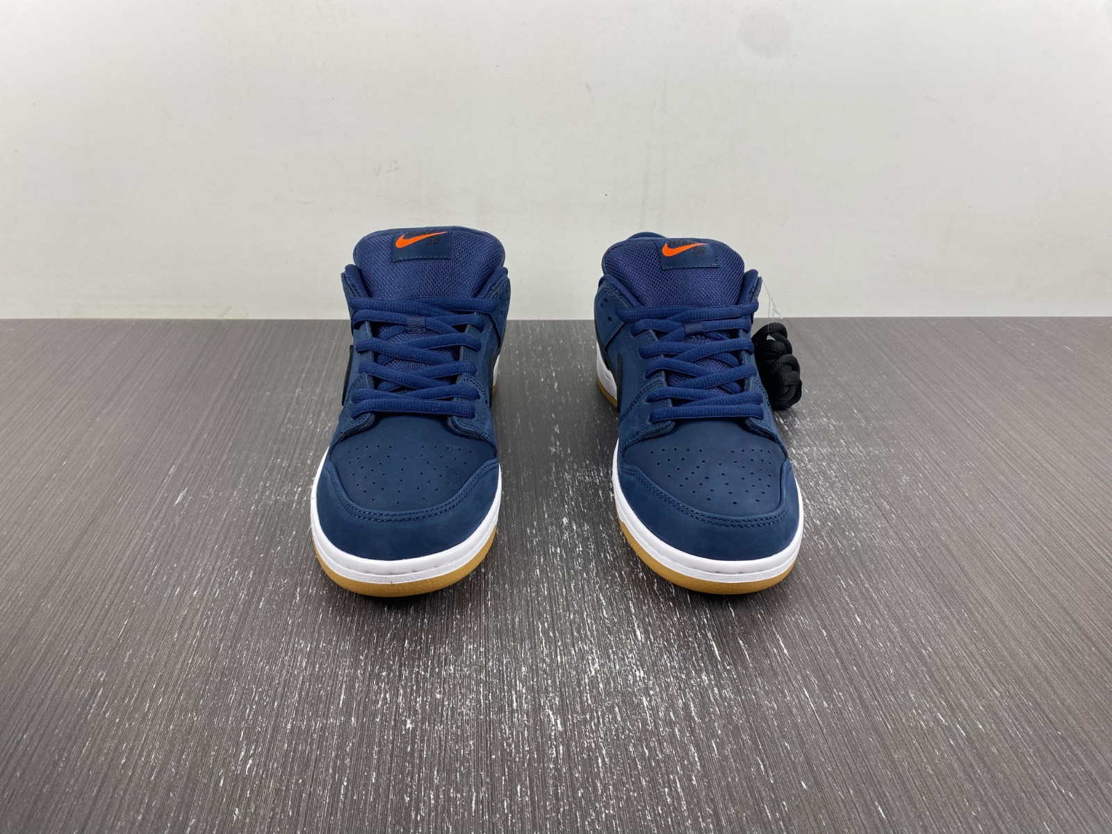 nike sb dunk low navy black gum men