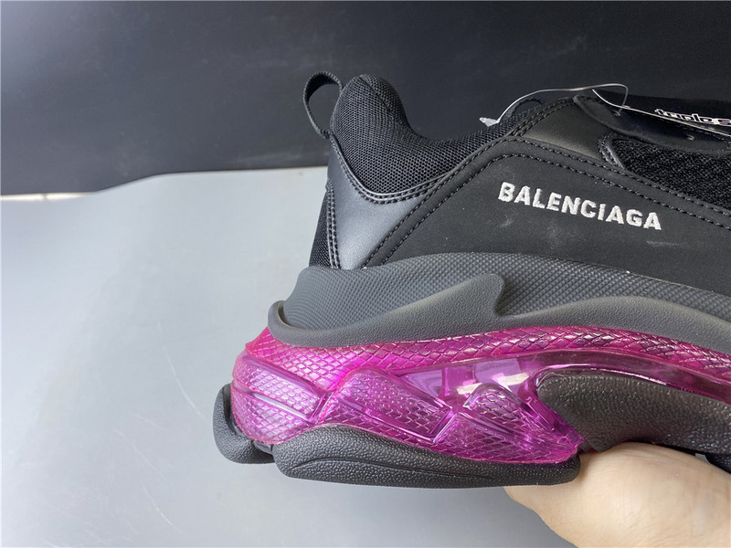 Ba*len*cia*ga triple s black sneaker