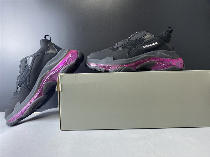 Ba*len*cia*ga triple s black sneaker