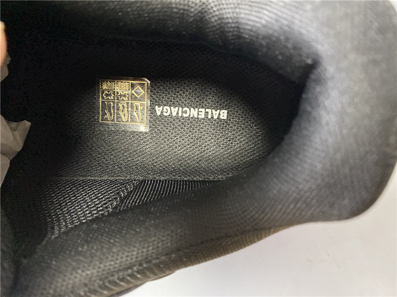 Ba*len*cia*ga triple s black sneaker