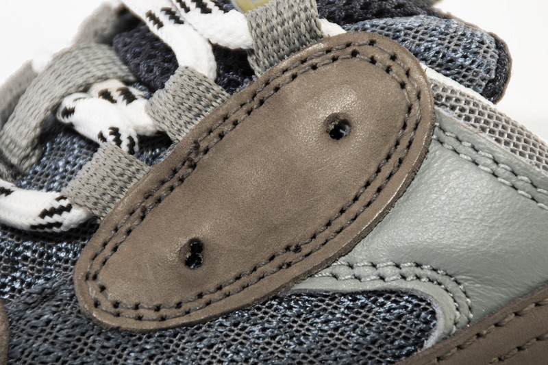 Ba*len*cia*ga triple s trainers gray