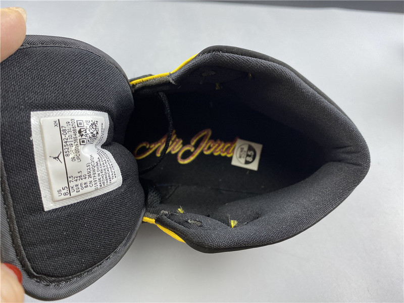 jordan 1 mid black amarillo orange - 852542-087