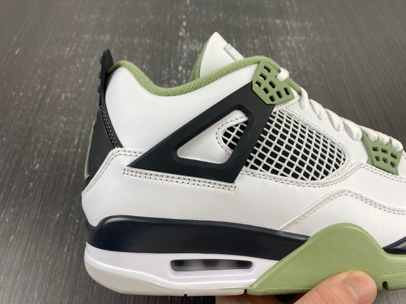 air jordan 4 seafoam oil green wmns aq9129-103