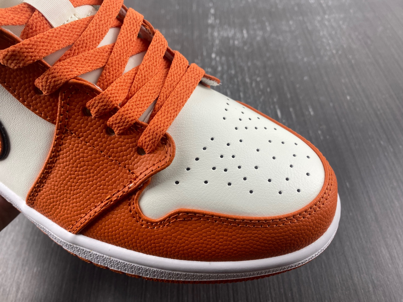 air jordan 1 mid se sport spice dv1302-100