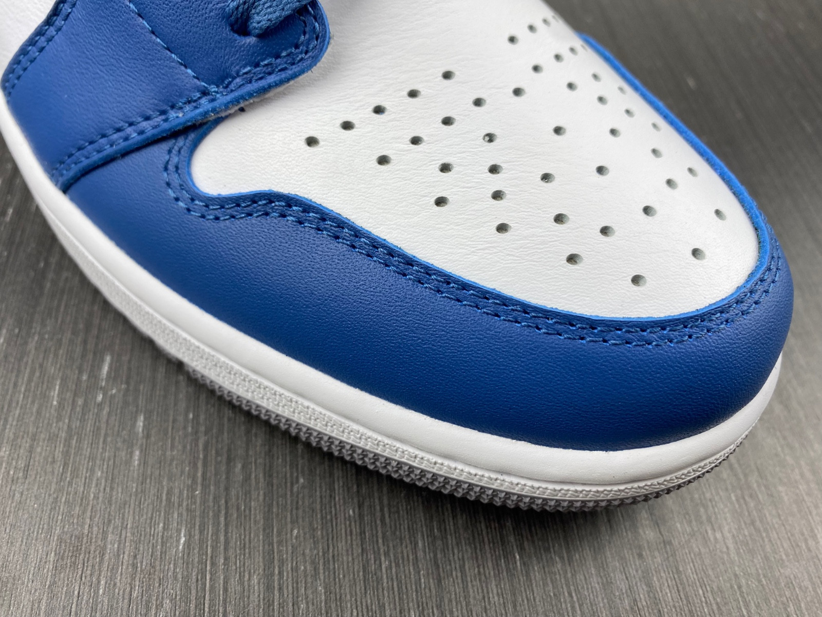 air jordan 1 high og true blue dz5485-410