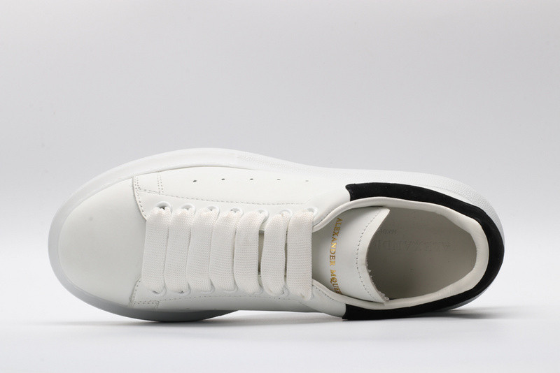 a1exa*der Mcqv*en white black