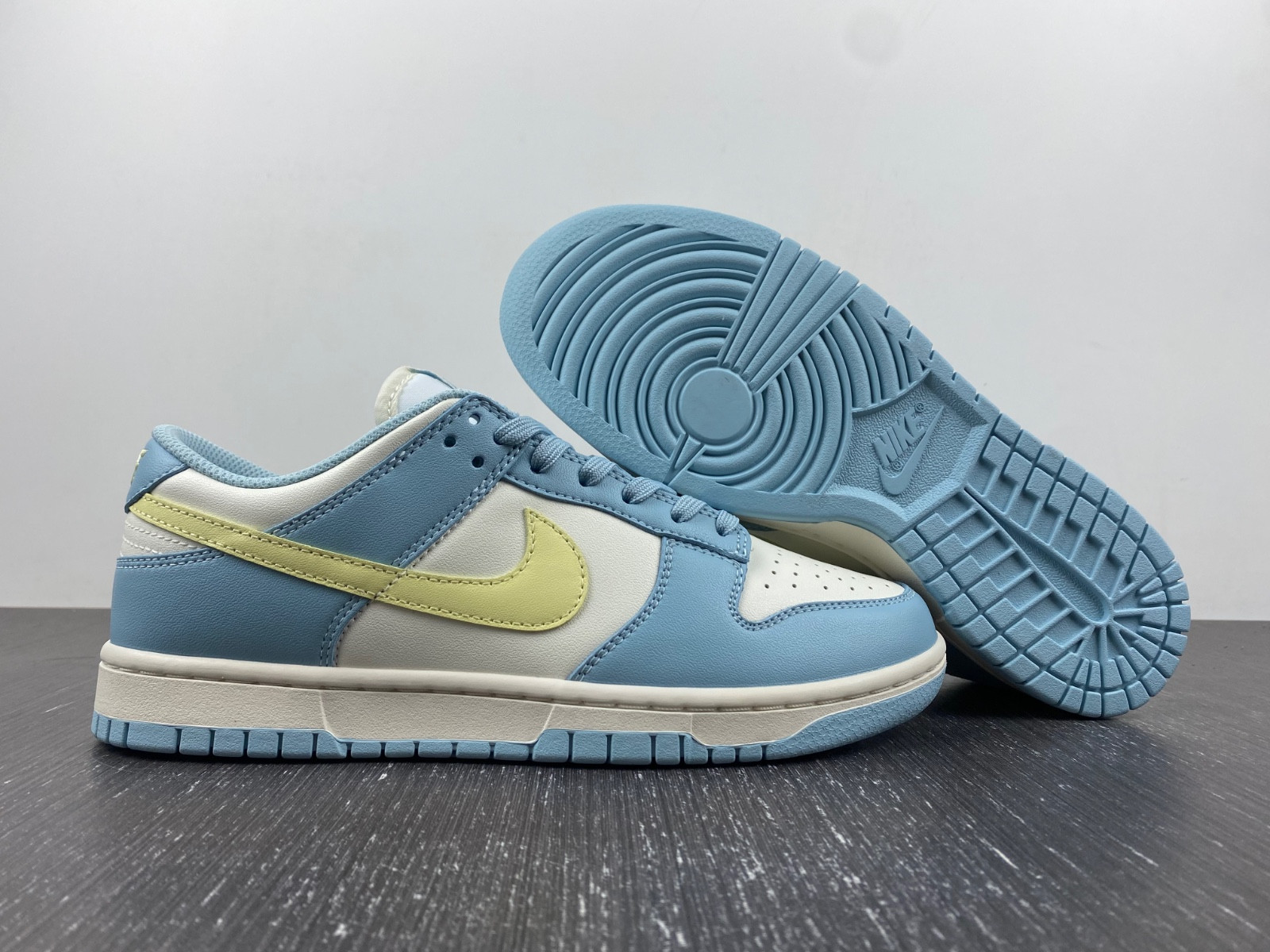 nike dunk low ocean bliss citron tint (women